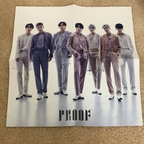 BTS Compact Proof Album - Picture 3 of 5